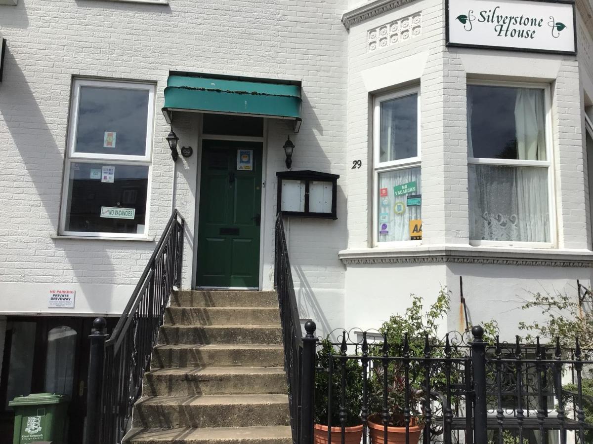 Silverstone House Great Yarmouth Exterior photo